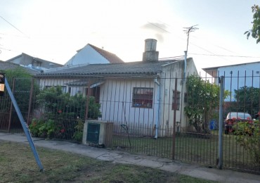 CASA 2 AMBIENTES EN LOTE PROPIO DE 200M2