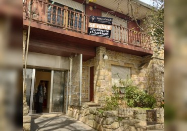 PH TIPO CHALET DE 6 AMBIENTES EN PLANTA ALTA CON GARAJE, APTO PROFESIONAL Y APTO PARA VIVIENDA EN CHAUVIN