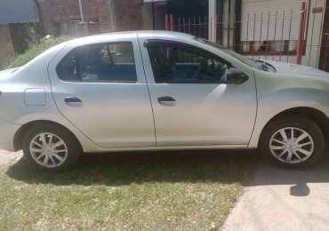 VEHICULO RENAULT LOGAN (2023) HABILITADO PARA REMIS CON LICENCIA INCLUIDA VENDE O PERMUTA