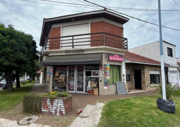 CASA DE 3 AMB CON DEPARTAMENTO MAS LOCAL COMERCIAL Y GARAJE. APTO CREDITO