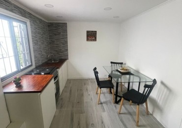 PH DE 2 AMBIENTES RECICLADO, PLANTA BAJA CON PATIO EN EL BARRIO SAN CARLOS 