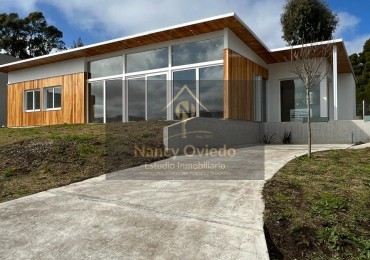 CASA 4 AMBIENTES DE 175 M2 APROX CON QUINCHO EN RUMENCO JOVEN VENDE Y PERMUTA