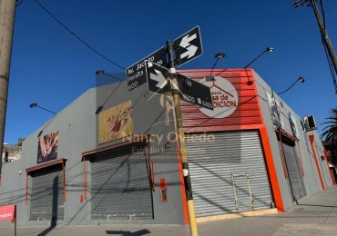 GALPON CONSTRUIDO SOBRE 3 LOTES, POSEE 539M2 TOTALES VENDE Y PERMUTA ( APTO CREDITO)